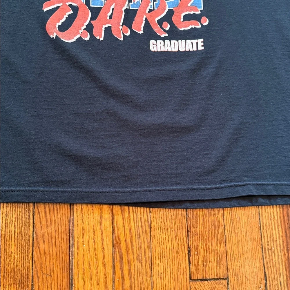 90’s D.A.R.E. To Resist Drugs And Violence Vintage T-Shirt - Picture 7 of 8